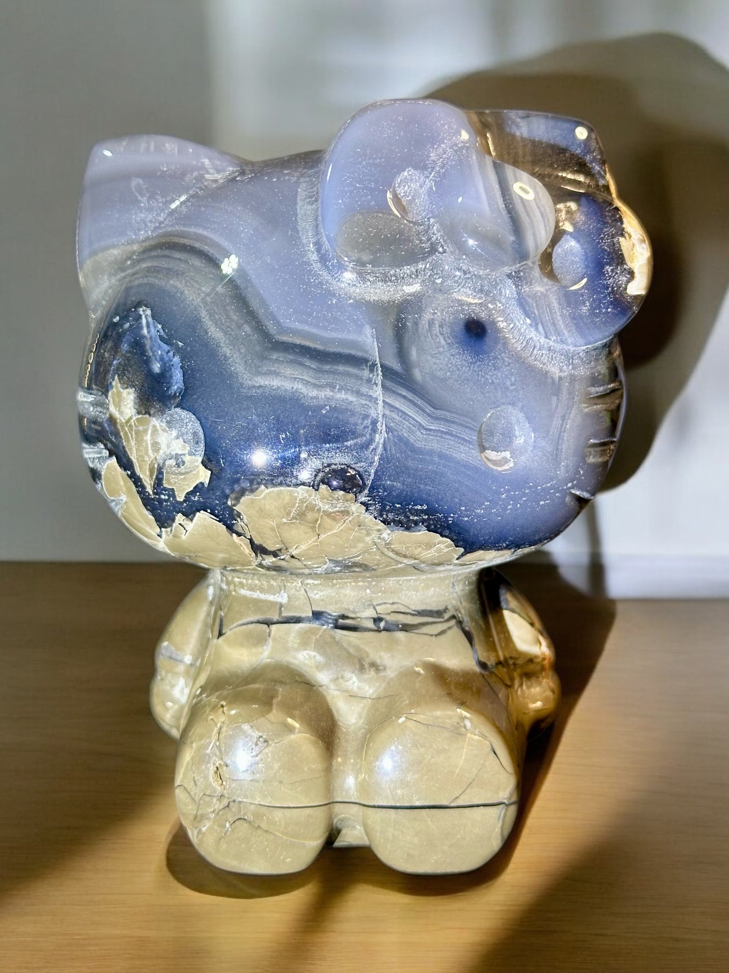 Volcanic Agate Hello Kitty