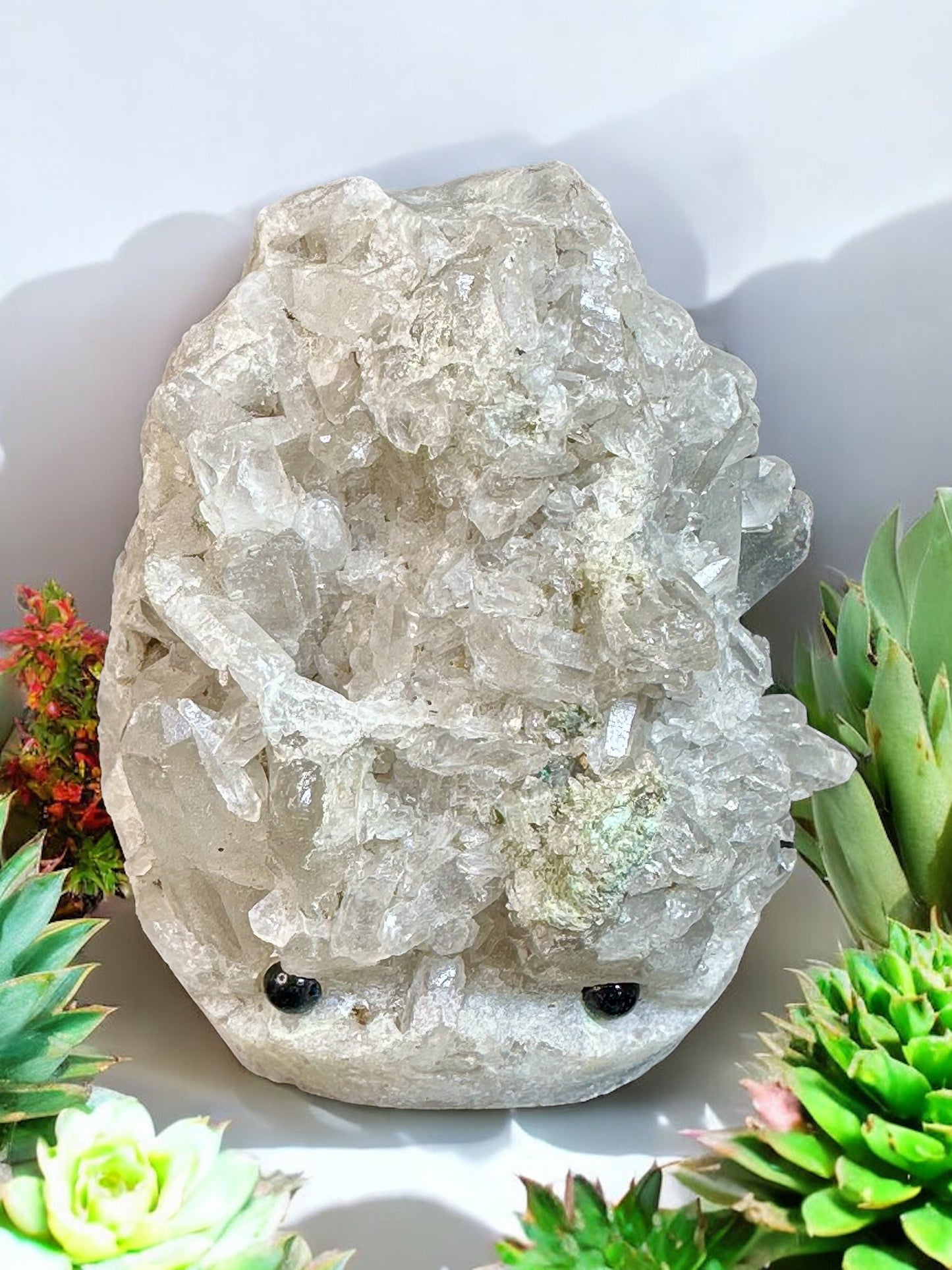 Quartz Clusters Hedgehog