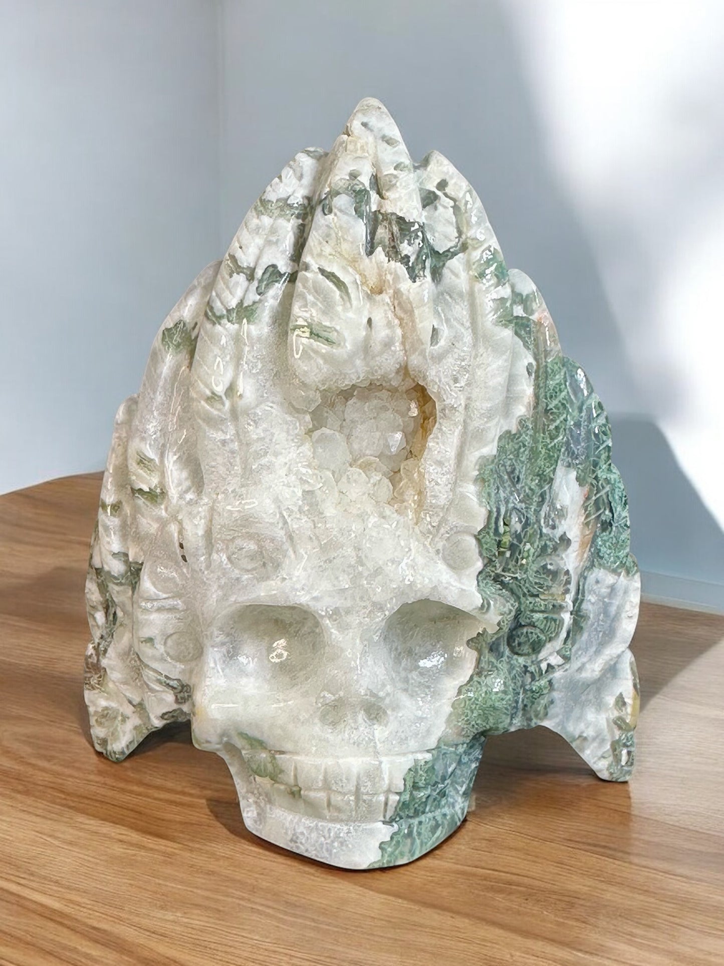 Moss Agate Indian Skull