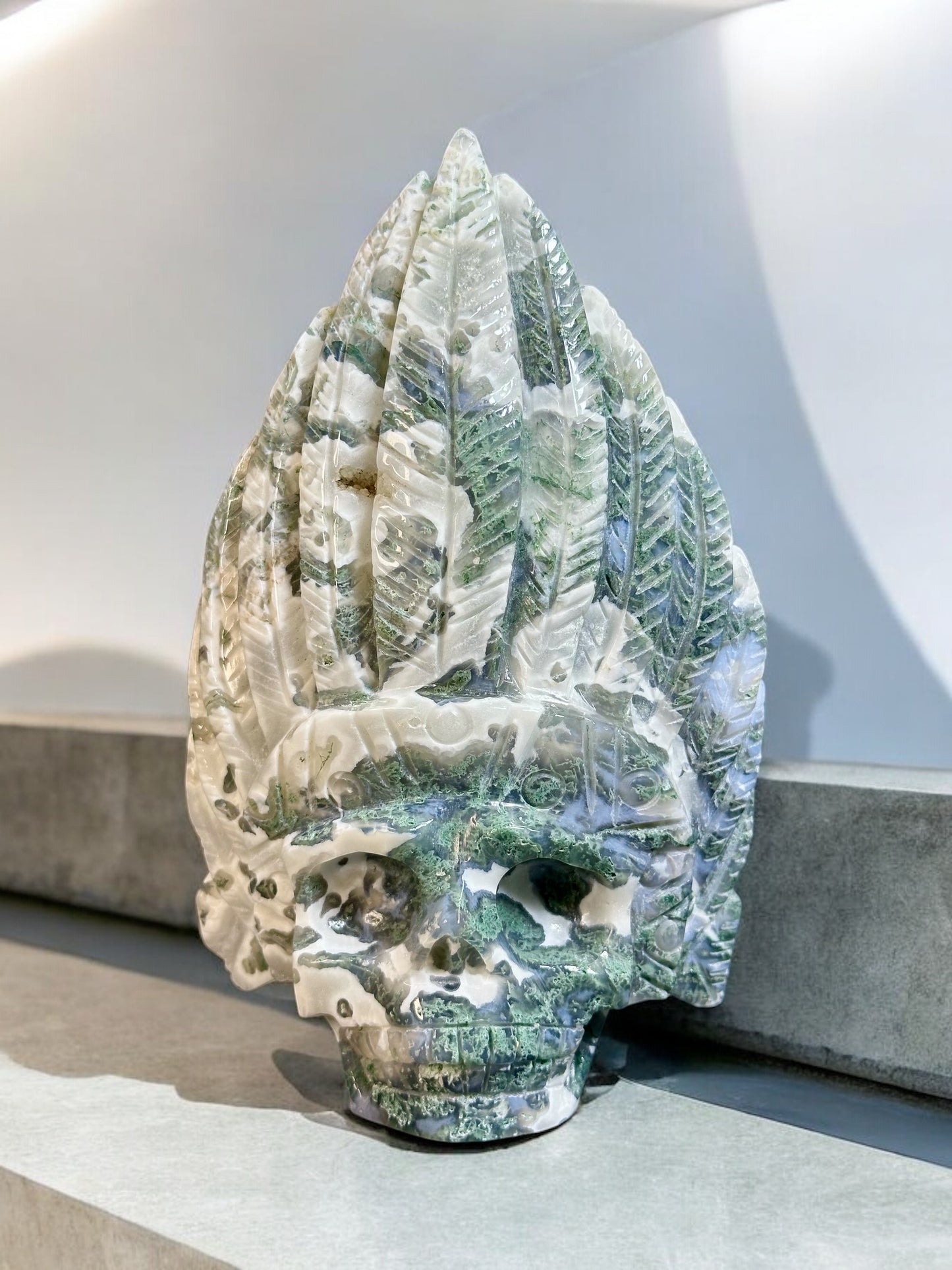 Moss Agate Indian Skull