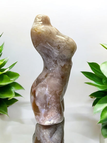 Flower Agate Woman’s Body